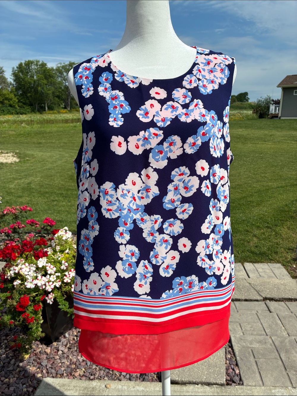 Rose & Olive Sleeveless Floral Top